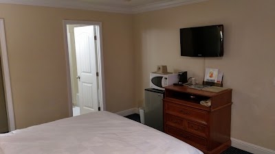 Photos of Super 8 Monterey/Carmel