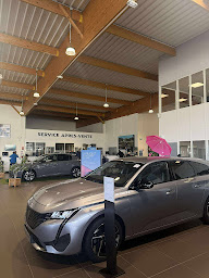 Photo n°29 de PEUGEOT La Rochelle Clara Automobiles à La Rochelle (Magasin de pneus)