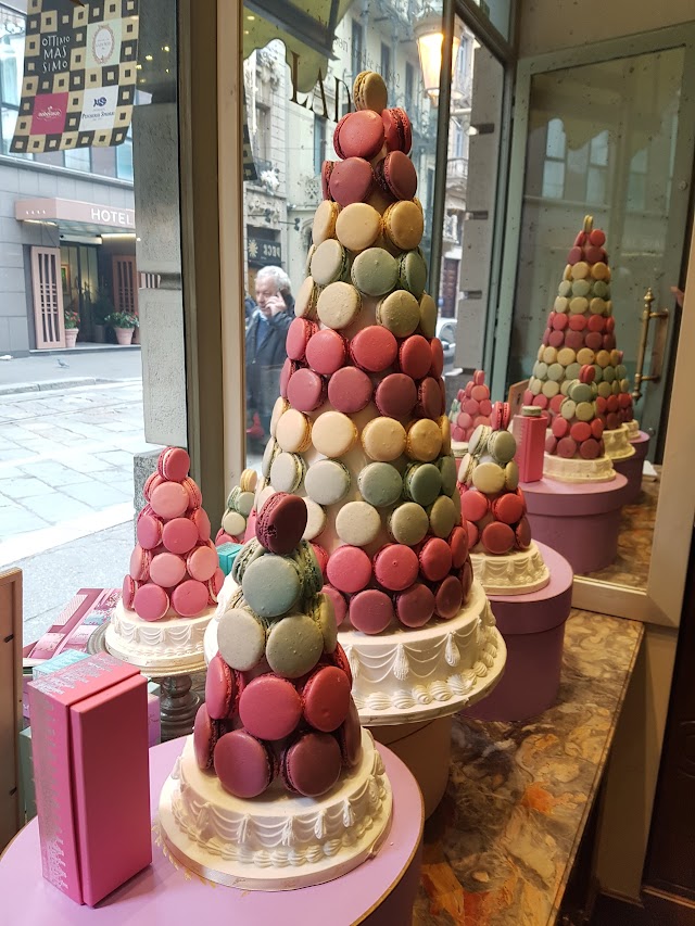Ladurée Milano