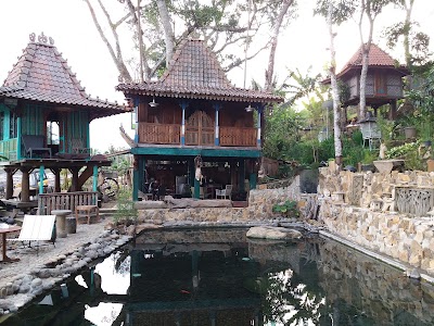 Photos of MUDAL JOGLO KI PENJAWI 2 PLUMBON