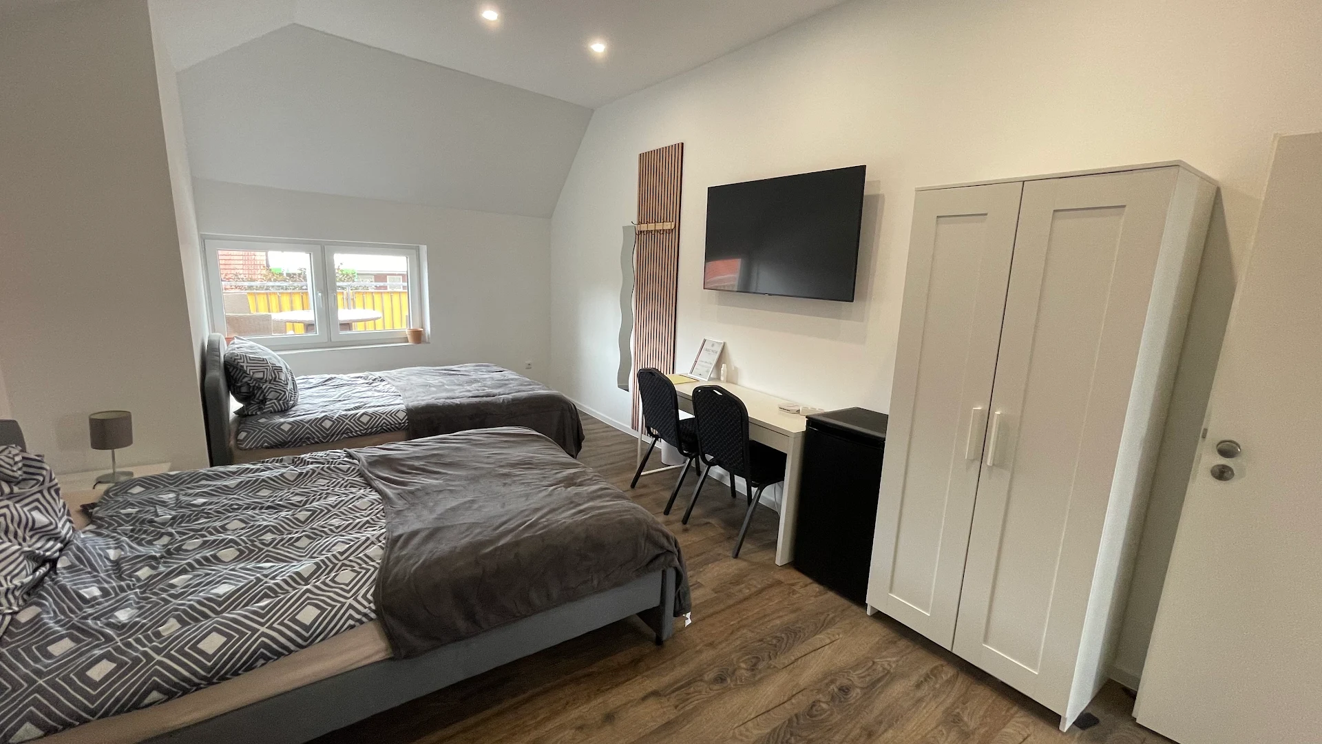 Gästehaus Bützfleth # Rad-Hotel # Bed & Breakfast # Arbeit & Privat #