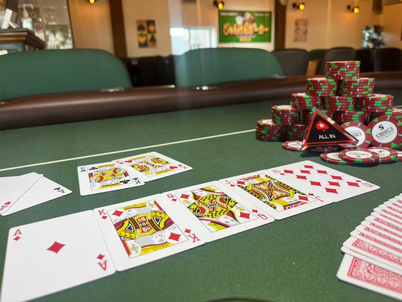 じゃんけんポーカー岡崎店