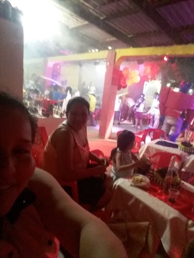 Photos of Do&ntilde;a Dora (Lujan)