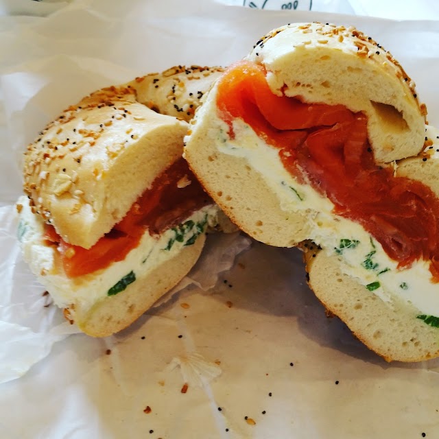 Bagel Pub