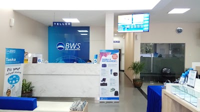 Photos of Bank Woori Saudara KC Malang