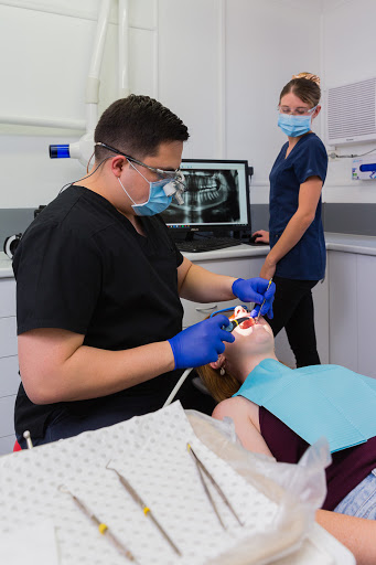 Mooloolaba Dental Gallery - Australia