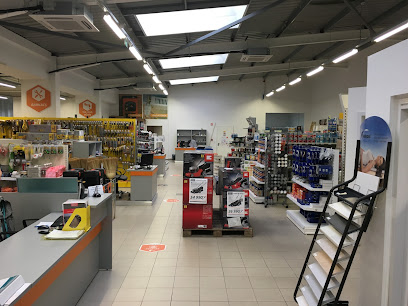 Hufbau Építőpont Plus Szombathely - BNF Kft. Építőanyag-kereskedés és áruház