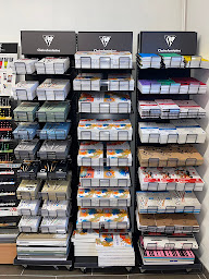 Photo n°8 de Espace Burovision Richerand - Imprimerie et Beaux-Arts Lyon 3ème à Lyon (Fournisseur de cartouches d'encre)