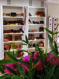 Photo n°3 de Tekhnè - Le Comptoir des Arts à Brantôme en Périgord (Salon d'artisanat)