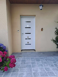 Photo n°18 de Sas Menuiserie Crochet Solabaie à Saint-James (Menuisier)