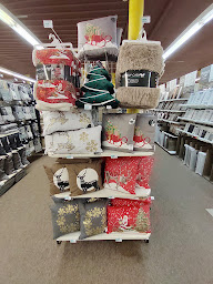 Photo n°34 de Centrakor Yenne à Yenne (Magasin d'ameublement d'extérieur)