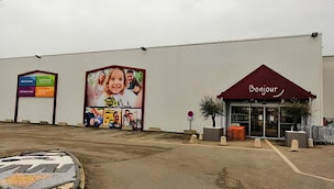 Photo n°2 de LaMaison.fr à Évron (Magasin de bricolage)