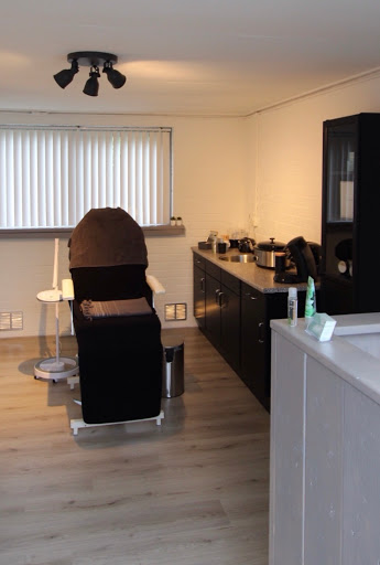 Schoonheidssalon Dirkina - Thumbnail