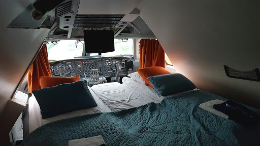 Jumbo Stay - Hostel