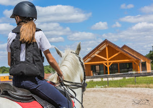 Photo n°11 de Le Hameau des Grilles à Saint-Fargeau (Camping avec cabanes)