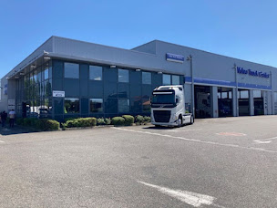 Photo n°4 de Volvo Truck Center Saint Etienne - Andrézieux à Andrézieux-Bouthéon (Concessionnaire de poids lourds d'occasion)