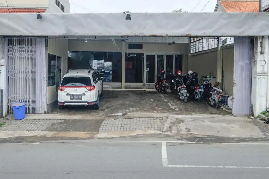 RedDoorz near Universitas Diponegoro Semarang