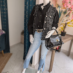 Photo n°42 de LM LA MODE - prêt à porter et accessoires à Valserhône (Boutique d'accessoires de mode)