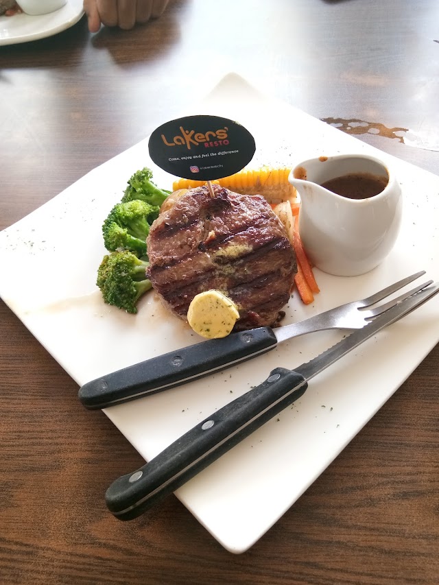 BSB Sport Club and Lakers' Resto
