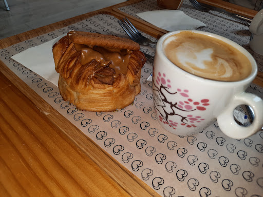 MORA 1759 Pastelería - Thumbnail