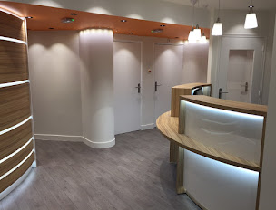 Photo n°1 de Docteur Seror-Rozental Pascale Dentiste à Ivry-sur-seine à Ivry-sur-Seine (Parodontiste spécialiste des implants dentaires)