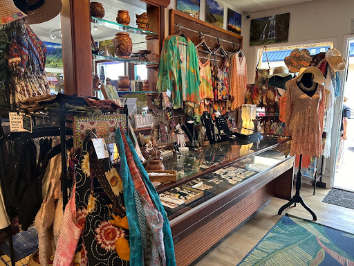 Kauai Camera Shop and Creation Nation Gallery - Thumbnail