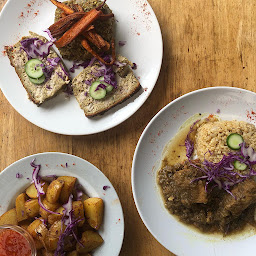 Photo n°21 de Vavang'Art : Centre d’art, d’artisanat & restaurant à Entre-Deux (Salle de spectacles)