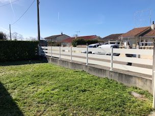 Photo n°17 de ML Menuiserie Solabaie Bordeaux Nord à Saint-Loubès (Magasin de fenêtres en PVC)