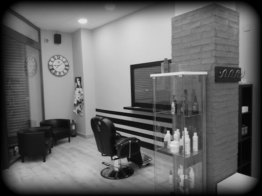 Infinity Barber & Woman - Thumbnail