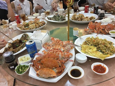 Photos of Golden Crab House