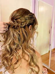 Photo n°9 de Miroir d'éclat Le Salon à Valgelon-La Rochette (Salon de coiffure)