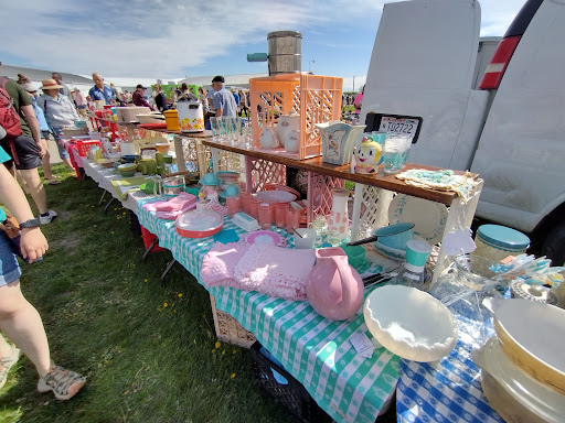 Elkhorn Antique Flea Market - Thumbnail