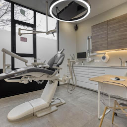 Photo n°2 de Dr SEBBAG - Chirurgien Dentiste L'Isle Adam à L'Isle-Adam (Dentiste)