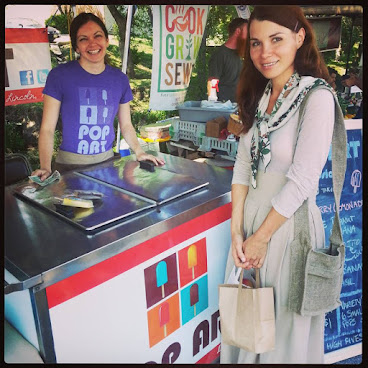 Sunday Farmers' Market at College View by null