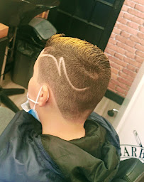 Photo n°12 de BARBER SHOP à Puteaux (Salon de coiffure)