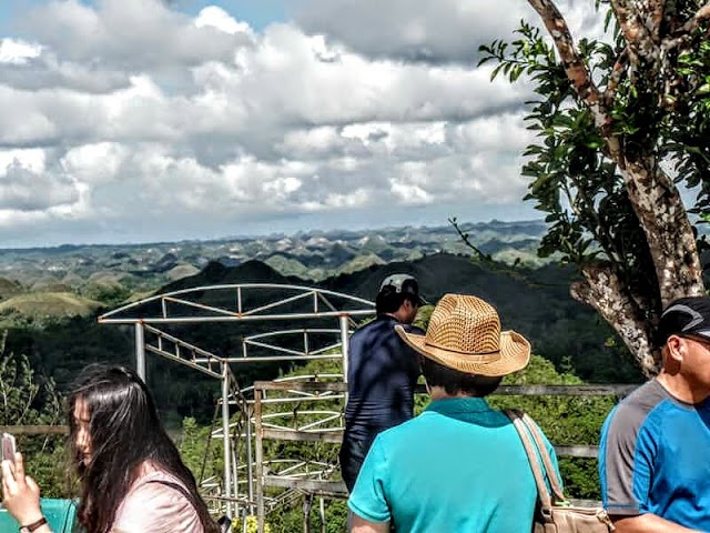 Chocolate Hills Travel & Tours