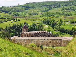 Photo n°21 de Jeûne, Randonnée, Yoga Kundalini et Yin et Méditation PhiliAgapé Eric Borveau Rhône-Alpes à Roybon (Professeur de yoga)