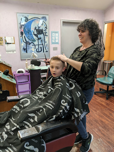 Ultimate Visions Unisex Salon Gallery - United States