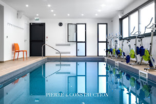 Photo n°21 de Pierre et Construction à Châteauneuf-le-Rouge (Villa)