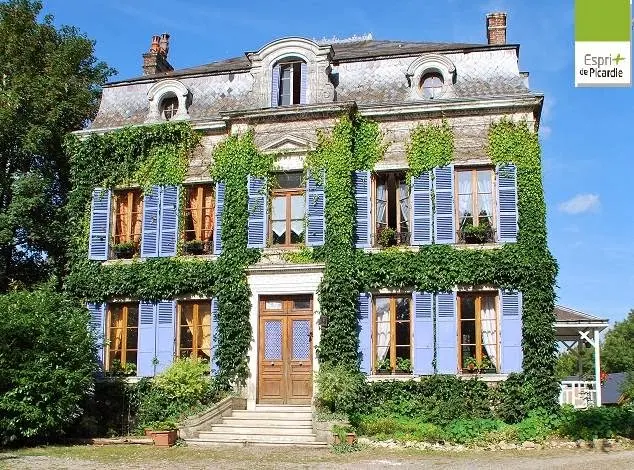Chambres d'hôtes Le château Eparcy