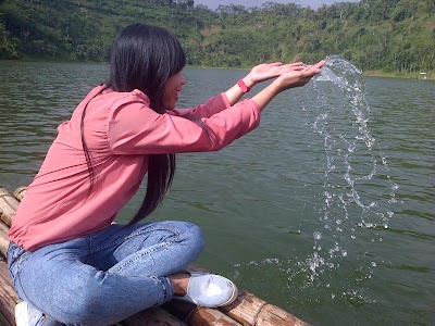 Photos of Ranu Agung
