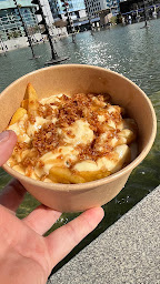 Photo n°24 de KEBEK - Famous Canadian Poutine à Le Havre (Restaurant halal)