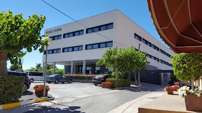 Photos of Brea's Hotel ****