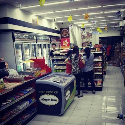 Photos of K3 Mart Multatuli