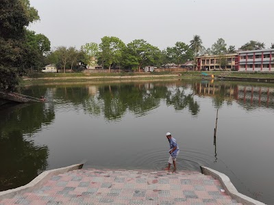 Photos of Ullapara Upazila Complex