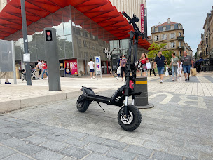 Photo n°12 de Li6 Trottinette & Co Metz à Metz (Atelier de réparation de véhicules de loisirs)