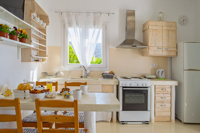 Comentarii opinii despre Karystos Villas