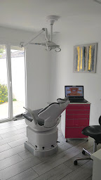 Photo n°7 de Dr. Claire Torrens - Pratique limitée à l'Orthodontie et l'Orthopédie Dento-Faciale à Pamiers (Cabinet dentaire)