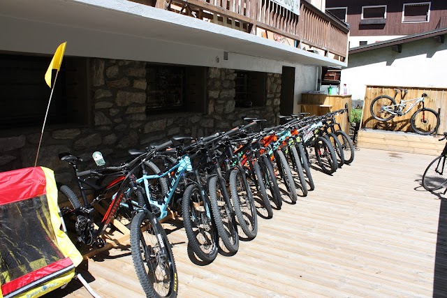 Slash Chamonix - Bike & Snowboard Shop