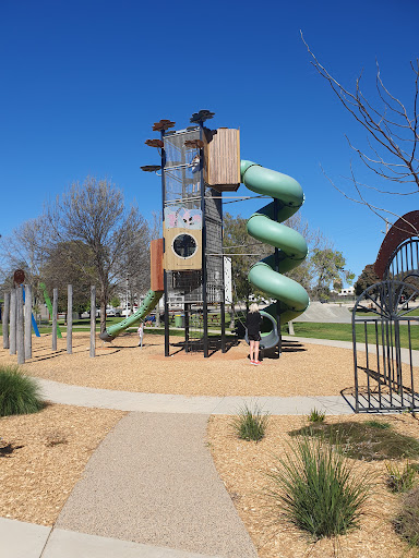 Riverside Park and Sound Shell - Thumbnail